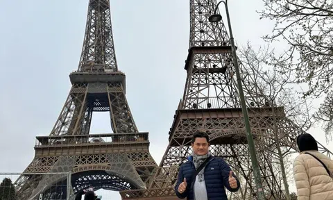 Hai tháp Eiffel cùng xuất hiện ở Paris