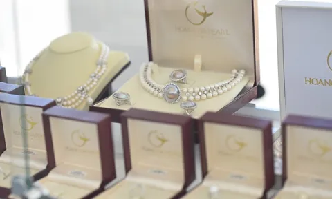 Hoàng Gia Pearl hé lộ trải nghiệm chạm ngọc giữa biển xanh Nha Trang