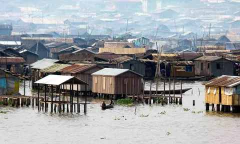 Khu ổ chuột 'Venice của châu Phi'
