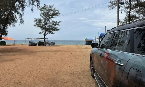 Du lịch bằng xe tự lái khám phá bãi biển dọc miền Trung