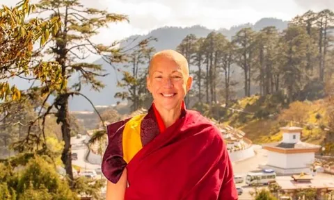 Từ sang chấn tâm lý đến tìm thấy bình yên ở Bhutan