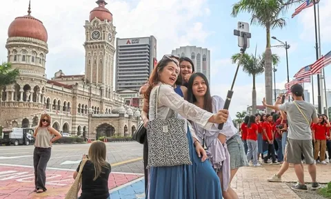 Trung Quốc và Malaysia miễn thị thực song phương
