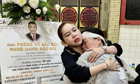 Đồng nghiệp tiễn đưa nghệ sĩ hài Bắc Hải về nơi an nghỉ cuối cùng