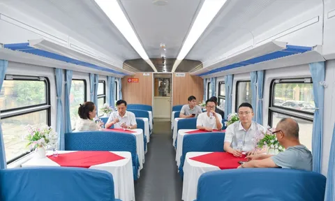 Khám phá "chuyên cơ mặt đất" sang trọng của Việt Nam
