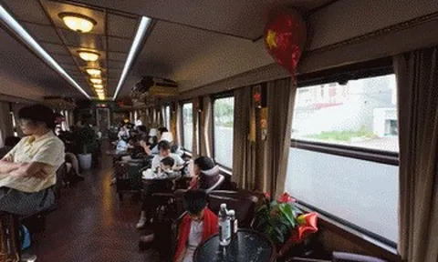 Chàng trai miền Nam chi nửa triệu trải nghiệm tàu 'quý tộc' ở Hải Phòng