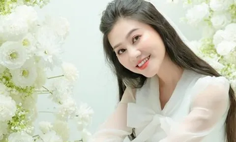 NSND Quế Trân tuổi 44 đủ đầy nhưng kín tiếng, rơi nước mắt vì tâm nguyện với cha