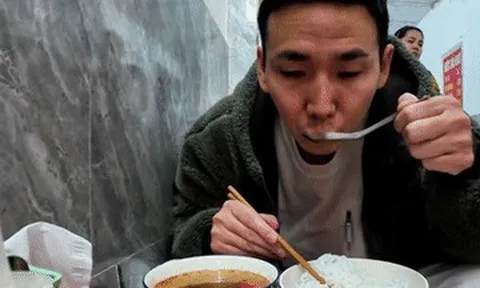 Món ăn nổi tiếng của Hà Nội khiến khách Nhật 'e dè', sau 10 năm mới thấy ngon