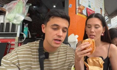 Khách Tây ăn bánh mì từ 24.000 đồng đến hơn 1 triệu ở TPHCM, nhận xét bất ngờ