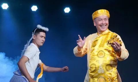 Hữu Nghĩa, Quốc Bảo ra mắt team sân khấu Hương Sài Gòn diễn tại tầng 1 "5B"