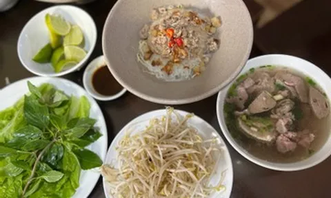 Đặc sản Gia Lai có món như bó rơm khô, món đen ngòm, càng ăn càng mê