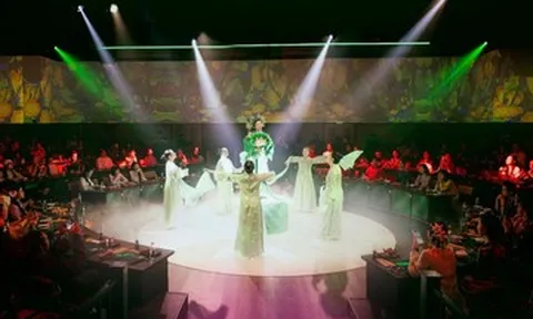 Tết Bính Ngọ: VietCharm Culture & Dining Show đầu tiên trong Dinh Độc Lập