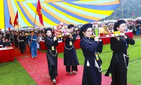 Du xuân Ba Bể, đắm mình trong không gian văn hóa truyền thống