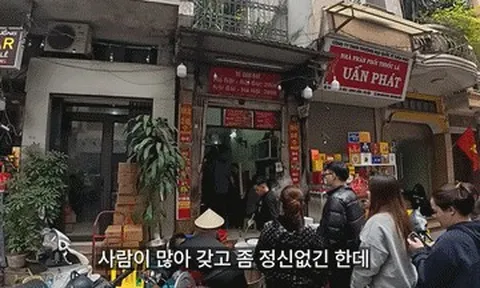 Khách Hàn đến Hà Nội 3 ngày tăng 5kg, nói gì về 5 quán ăn phải xếp hàng dài?