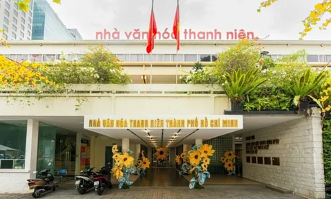Nhìn lại Nhà Văn hóa Thanh niên TP.HCM trước khi tháo dỡ