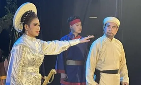 NSND Hồ Ngọc Trinh đạo diễn vở cải lương kinh điển "Tiếng trống Mê Linh"