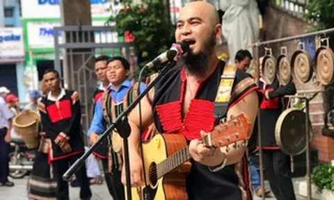 Ca sĩ Y DZĂNG ARUL - Giọng hát mang hơi thở đại ngàn