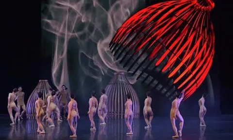 Từ nơm, chiếu đến ballet: 'Dó' và cuộc đảo chiều thẩm mỹ đầy táo bạo