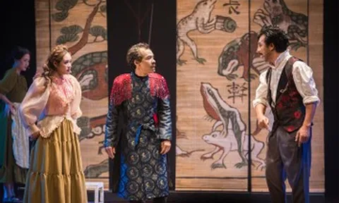 Khi một huyền thoại kịch Anh được đánh thức bằng hơi thở Việt