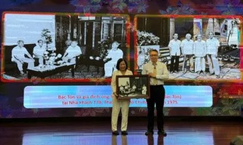 Tưởng niệm 46 năm ngày mất của Chủ tịch Tôn Đức Thắng