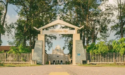 Tiểu chủng viện Bình Định 'gây sốt' trong phim 'Hẹn em ngày nhật thực'