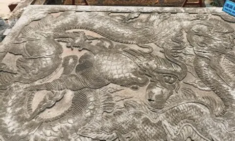 Bí ẩn bàn tay người trên hình rồng điêu khắc là bảo vật quốc gia