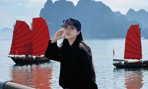 Chính thức mở tour thuyền buồm đỏ 3 vách hiếm thấy trên vịnh Hạ Long