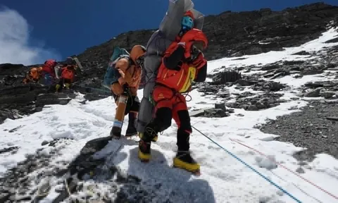 3 người chết trong 2 tuần trên Everest