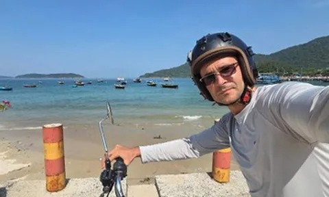 Khách Tây mê mẩn hòn đảo ở miền Trung, quay lại 3 lần vẫn chưa chán