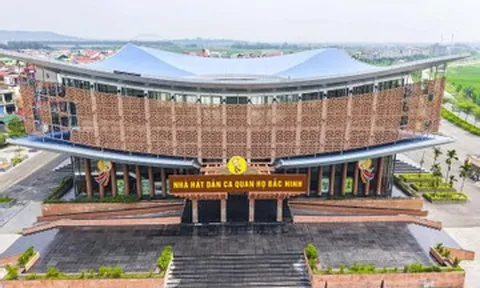 Xót xa nhà hát 241 tỷ đồng ở Bắc Ninh xuống cấp sau hơn 6 năm sử dụng