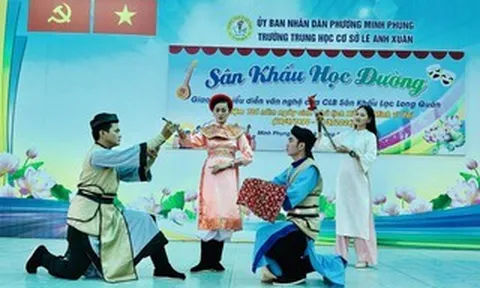 NSƯT Hạnh Thúy lan tỏa tình yêu sân khấu học đường