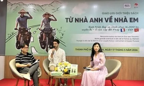 Cặp đôi Pháp - Việt kể chuyện đi xe đạp xuyên Âu - Á