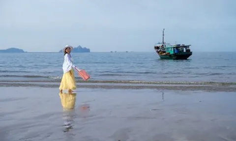 Tới hòn đảo 'bí ẩn' tại Quảng Ninh, khách Hà Nội muốn đưa con ra nghỉ hè 1 tuần