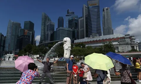 Khách Việt đổ xô đi Singapore