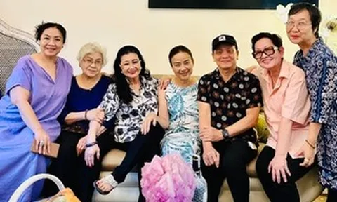 Kỳ nữ Kim Cương hội ngộ với bạn nghề, gom nhặt ký ức sàn diễn