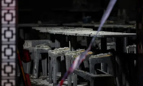 Nhạc công kể phút lửa thiêu rụi quán bar làm 27 người chết ở Thái Lan