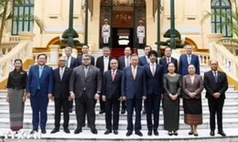 Với Việt Nam, ASEAN là đại gia đình gần gũi, các láng giềng rất thân thiết