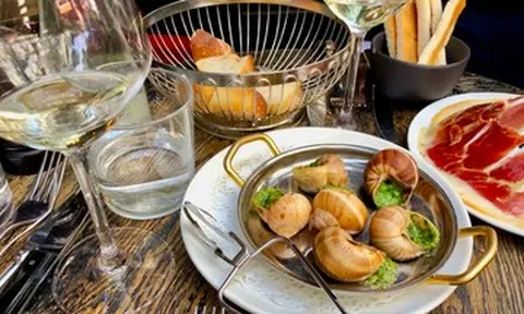 Loài vật nhầy nhớt trở thành đặc sản trứ danh nước Pháp, thực khách mê mẩn