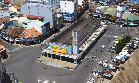 Sự thật đóng rạp Hòa Bình ở Đà Lạt làm khu ẩm thực