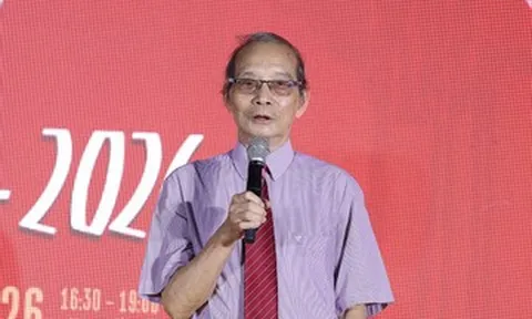 Nhà thơ 'Bếp lửa' nổi tiếng Bằng Việt được trao Giải thưởng Lớn