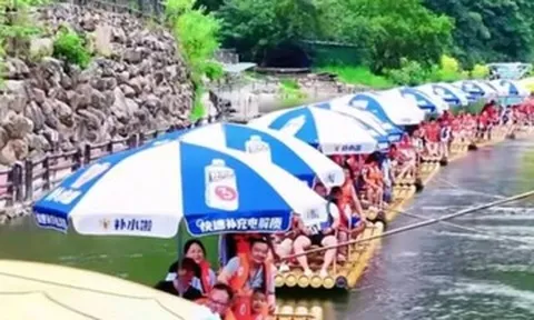 Chi hơn 310 tỷ đồng, người đàn ông biến vùng núi nghèo thành điểm đến nổi tiếng