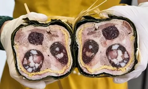 Món giò làm từ nội tạng lợn, thường có trong mâm cỗ địa phương nào ở Việt Nam?