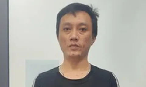 Công an TP.HCM thông tin vụ người đàn ông dùng gậy đập phá xe tải trên đường Quách Điêu