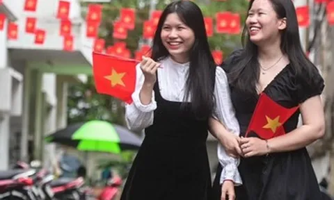 Ngày Văn hóa VN: Thay vì chỉ tắt điện đóng cửa cho nhân viên nghỉ, cần hành động