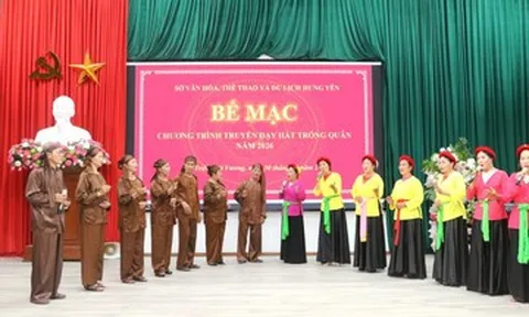 Khơi dậy tình yêu di sản qua lớp truyền dạy hát trống quân