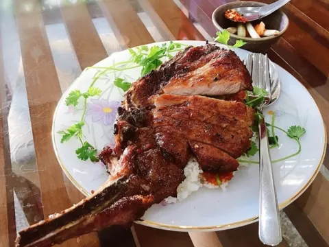 Runner Sài Gòn gợi ý điểm ăn uống khi tham gia giải chạy đêm