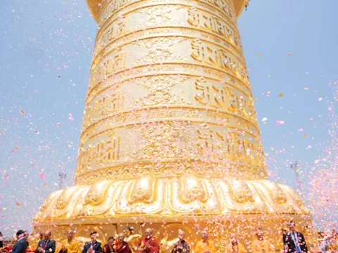 Tháp kinh luân tại Lâm Đồng được công nhận kỷ lục Guinness