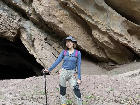 Lần đầu trekking hang động lớn thứ tư thế giới