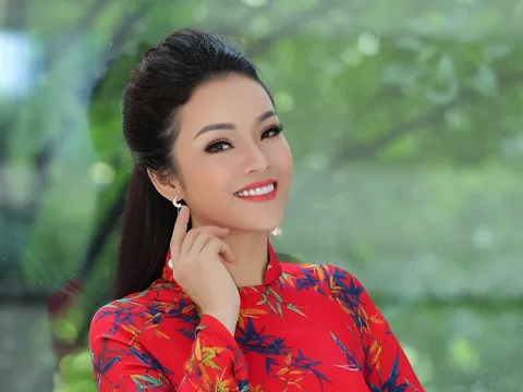 Tân Nhàn mở màn "Con đường âm nhạc 2023"