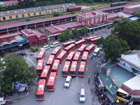 Ga tàu hỏa hơn 100 tuổi ở Huế