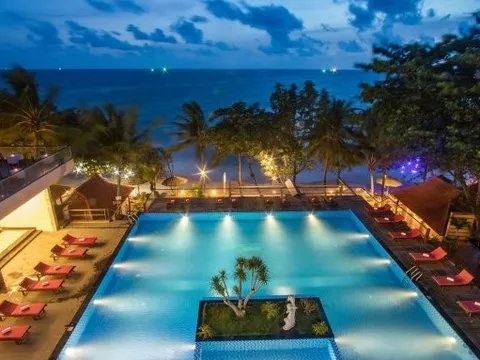 Phú Quốc vắng khách vì vé máy bay cao